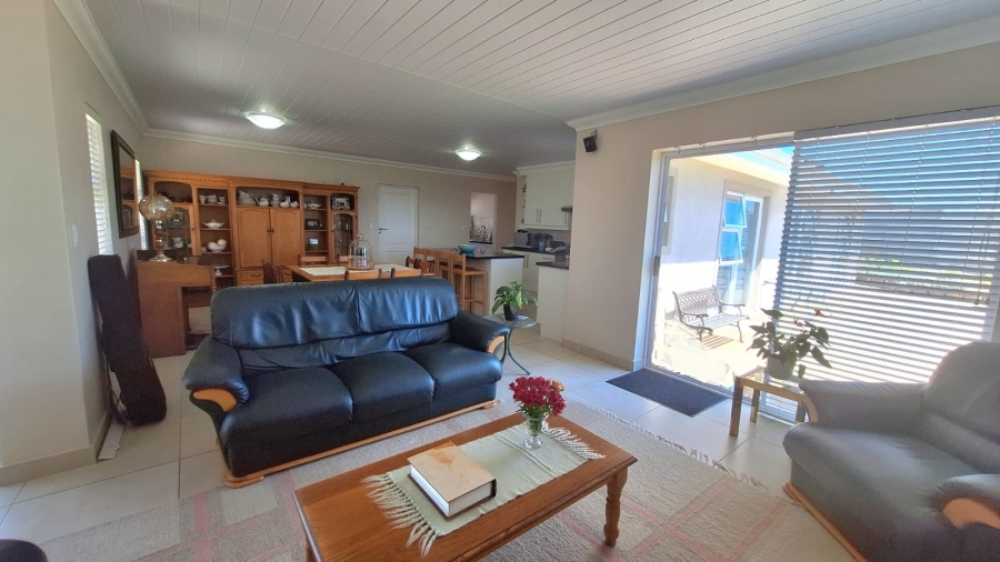 3 Bedroom Property for Sale in Stilbaai Wes Western Cape